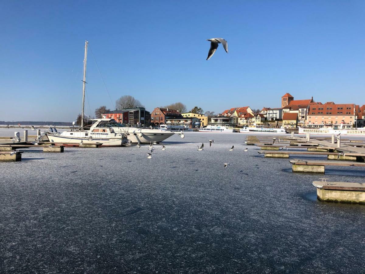 Mueritz-Brise Apartamento Waren  Exterior foto