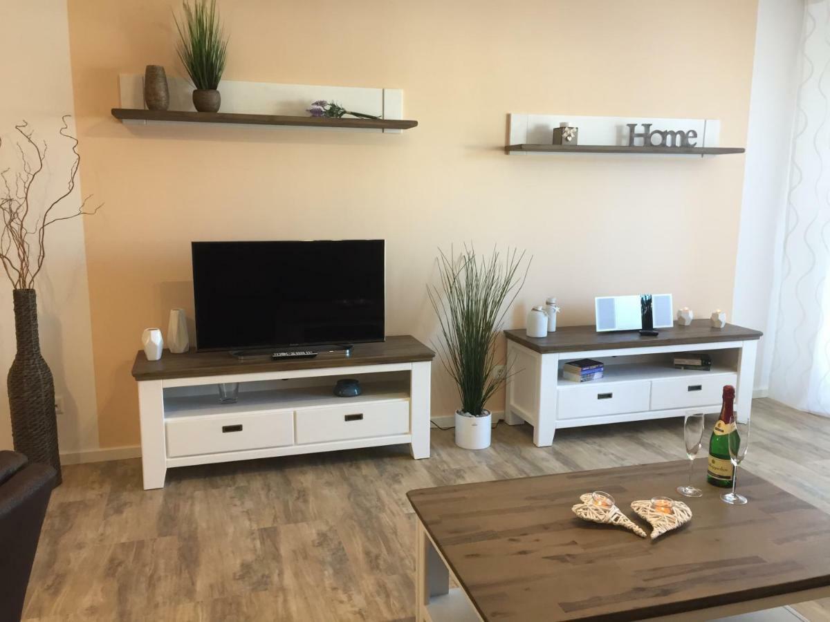 Mueritz-Brise Apartamento Waren  Exterior foto