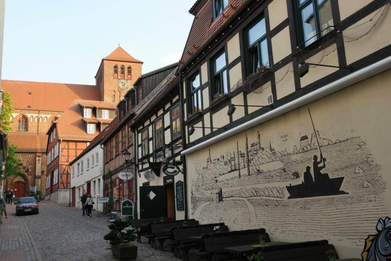 Mueritz-Brise Apartamento Waren  Exterior foto